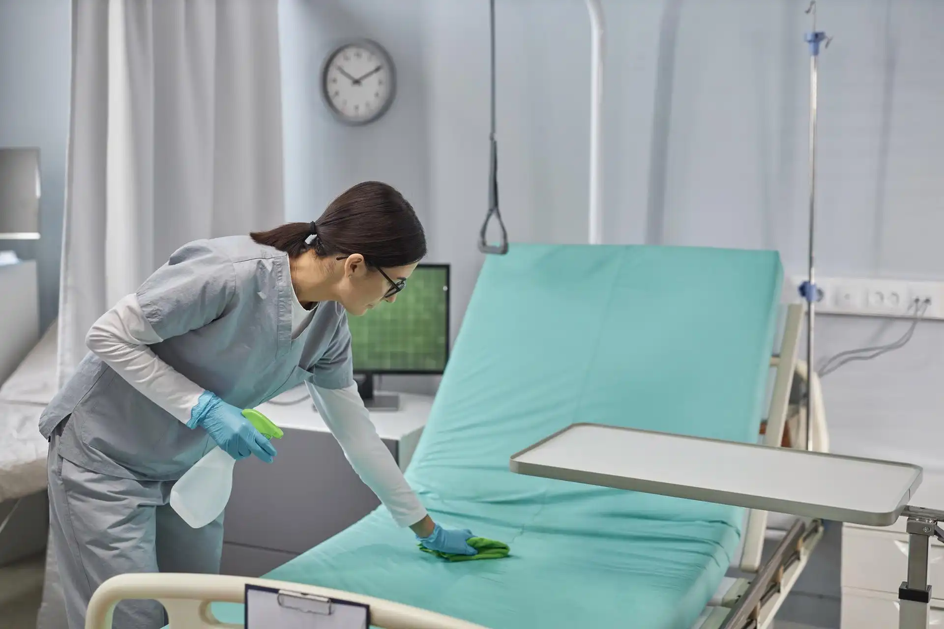 medfcal facility cleaning